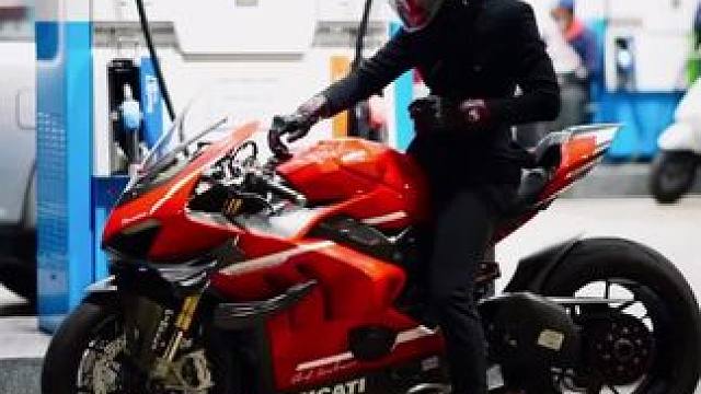 这是杜卡迪旗下最具有代表性的一台摩托车#摩托车