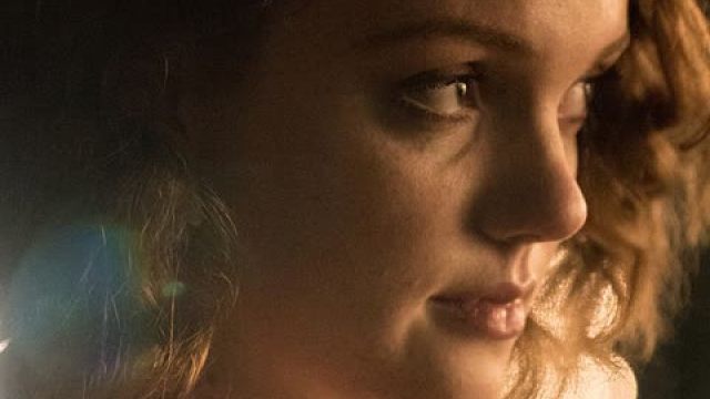 废柴女孩爱上男神，结局太治愈了 #美剧  #电影解说  #爱情片