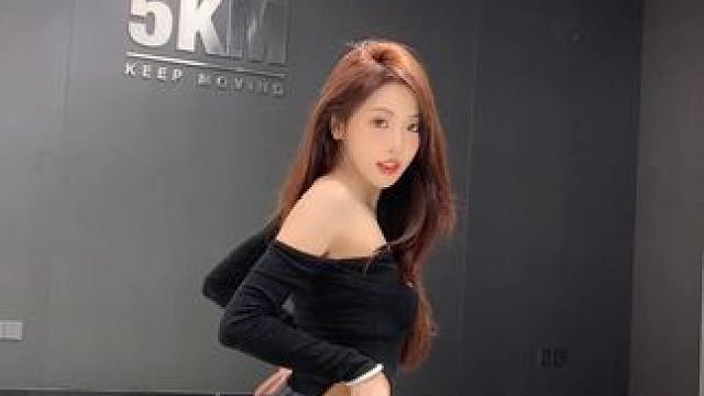 好久不练#日常练舞记录 #舞蹈课堂随拍 #舞蹈室