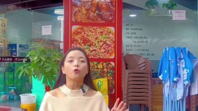 城北【不止烤鸡】，选用本地跑山鸡和贵州遵义辣椒，让你品尝到香而不柴、辣而不燥的烤鸡和烤鱼！现在推出 