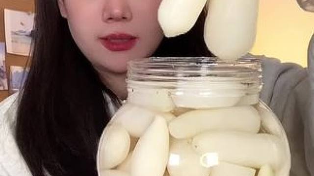 真的很tree～#零食推荐 #吃货日常 #追剧小零食 #夏威夷果 #泡椒萝卜