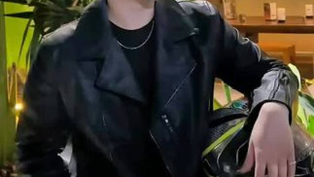 #灵魂歌手  初听不知曲中意 再听已是曲中人