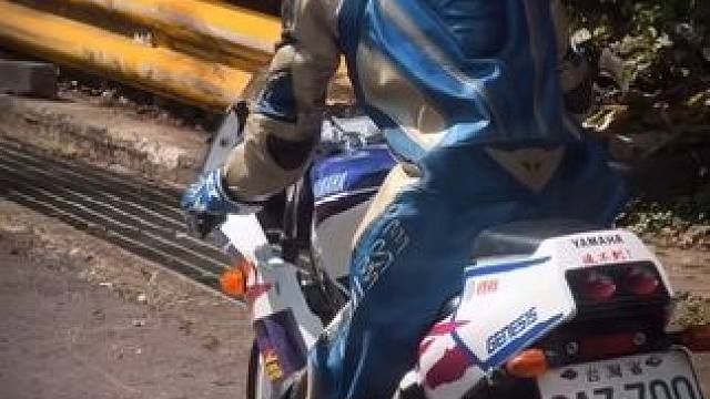 虚拟or现实？#机车 #压弯