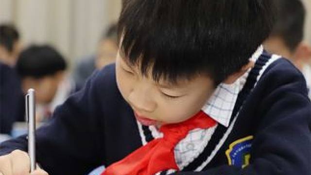 言传身教有多重要：做家务从不装聋作哑，孩子面前从不出言责怪 #教育孩子 #娱乐评论大赏