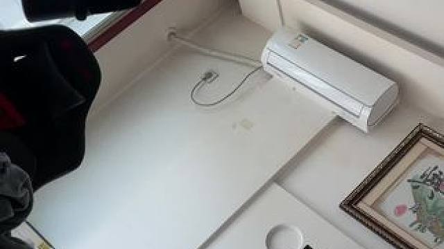 请个假，嗓子痛没力气。#日常vlog #逃离塔科夫 #电竞房