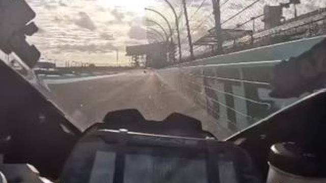 压弯留一线，日后好相见！今早不冷不热，非常好！#第一视角 #专业动作请勿模仿 #压弯 #机车日常