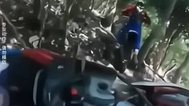 女骑手的尖叫时刻。  #每个男人都有一个机车梦 #机车美女 #女骑 #机车女孩