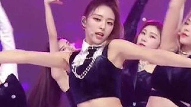 ITZY《DALLA DALLA》2019.12.31 #ITZY #韩国女团 #kpop