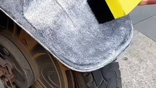 #上热门 #爱车养护 汽车镀晶翻新剂，各种塑料件发白老化没有光泽都能用它翻新，超有质感！#汽车塑料镀