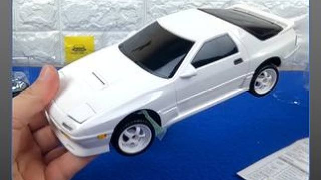 过年送小孩香得很 自己玩更香，后驱漂移遥控车！#rc漂移车 #玩具车 #汽车模型 #头文字d玩具