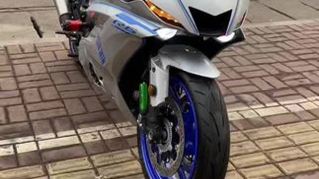 一个多点的准新华鹰500雅马哈R6！心动吗！没啥说的就是一个字帅！ #荷都重机车龍腾试车 #华鹰r6