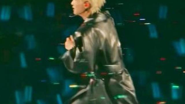 万人演唱会，为你而来，且只为你而来 #周震南 #周震南演唱会