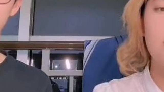 登娃香辣鸡翅160g/盒卤香解馋秘制香醇好吃的零食开袋即食#美味#好吃#解馋#好吃到停不下来 #爆款