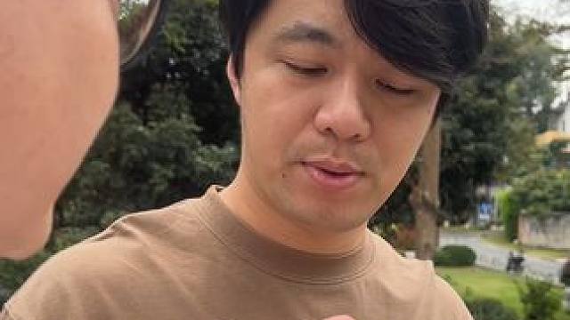 平时经常说话的包里一定要放一盒哲库林润喉糖，香香甜甜，吃完清清凉凉又通透#润喉糖#润喉护嗓#零食推荐