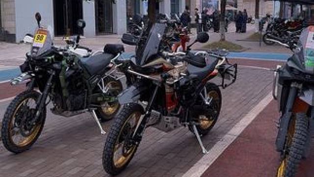 #凯越800x #机车 #kove凯越机车 #机车摄影 你们喜欢哪一台！