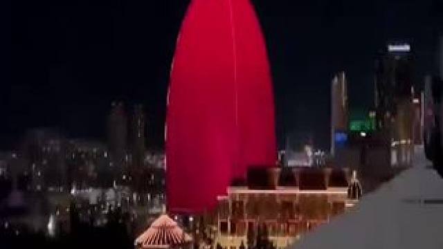 #庸与神的冠冕 #崩坏星穹铁道 怒砸9位数宣发#匹诺康尼 登上拉斯维加斯#大圆球