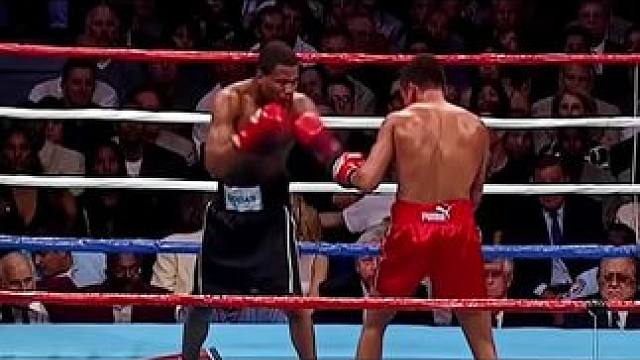 这种比赛打满全场要比KO，更让人热血澎湃！#拳击 #拳王 #kotv #霍亚vs莫斯利
