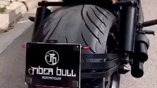 是不是你们的金刚狼？
#哈雷 #机车改装 #复古巡航 #bobber #摩托车