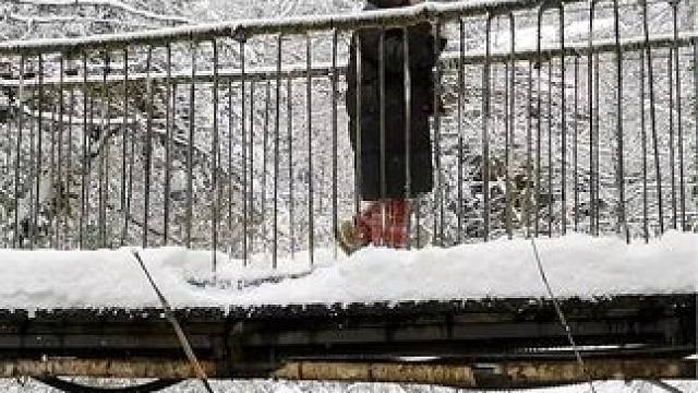 没耍过雪的冬天算完整吗#一起堆雪人 #龙苍沟森林公园 #龙苍沟森林冰雪节 #春节旅游攻略已到位 #春