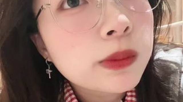 大冬天张总跳得人心里暖暖的#甜甜的手势舞 #甜妹 #活跃账号