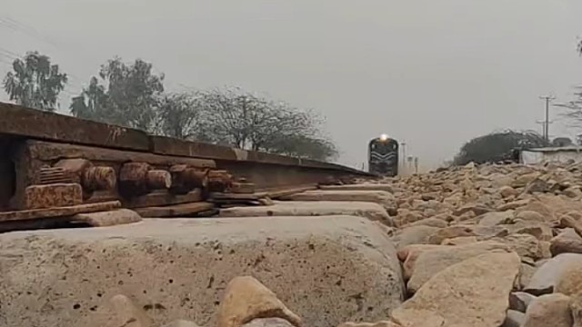 谁能告诉我一共几节车厢[酷]