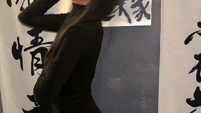 偷偷谈恋爱没事 别偷偷发财好么