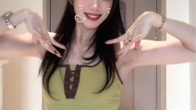 这是谁家到小可爱呀#浅跳一下 #哇好帅还有点小可爱