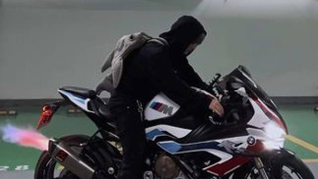 别理会质疑声，质疑声只会让你赚的更多#机车