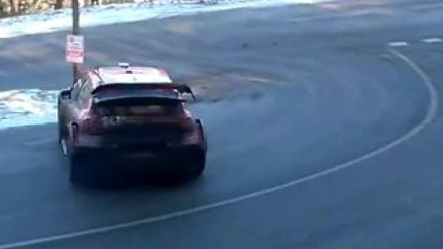 提前扔弯标准动作 难度系数极高的回头弯#wrc拉力赛