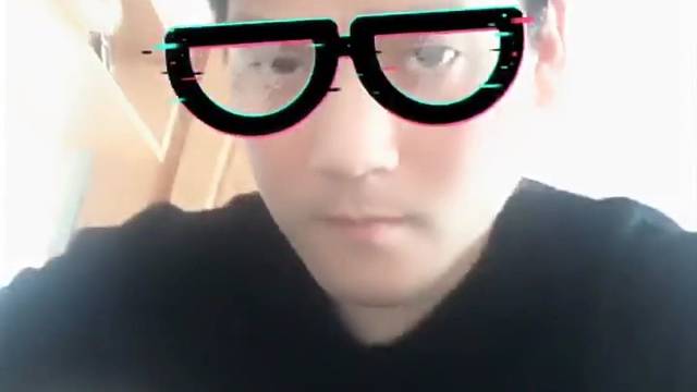 居然找到以前拍的