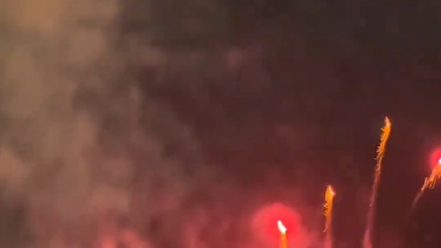 烟花升空  又一年