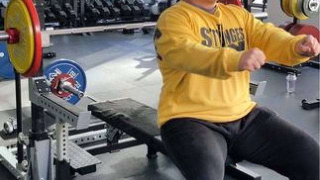 100公斤卧推九次，一个月增长了20公斤卧推力量，马戈戈增力计划课程，带你增长卧推力量#力量举入门 