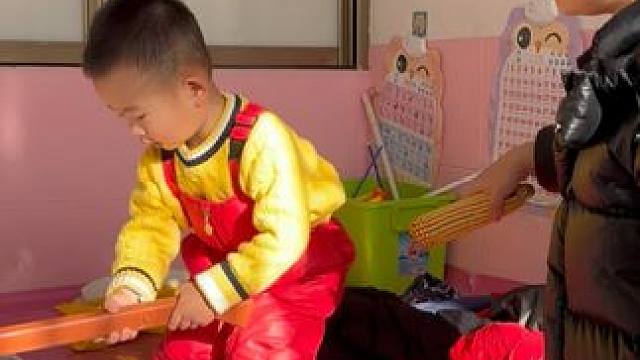 人类幼崽街头采访名场面