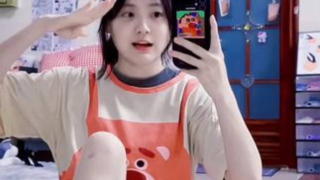 “这么和你说吧 漂亮的是一抓一大把 但像我这么傻的 可不好遇咯 确定不好好追求我嘛”……#变装 #治