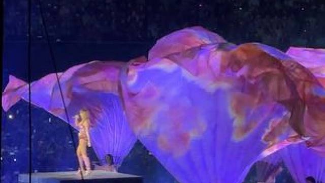 大年初一和taytay一起
#taylor霉 #神级现场 #世巡 #霉霉