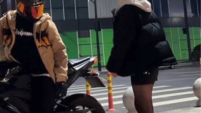 女孩子只会影响我跟哥们的感情