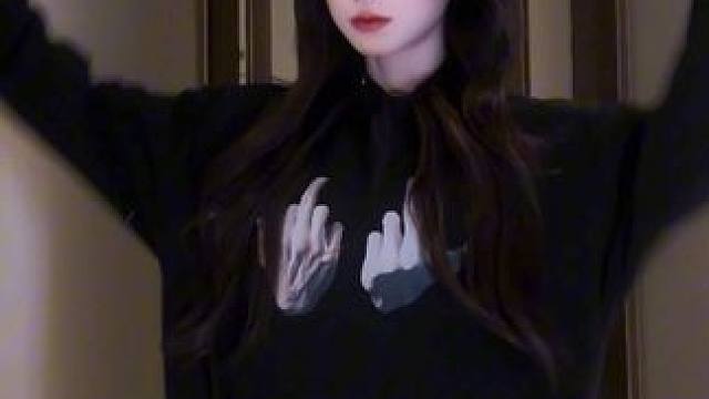 过年领了不少红包吧 要不要姐帮你存着