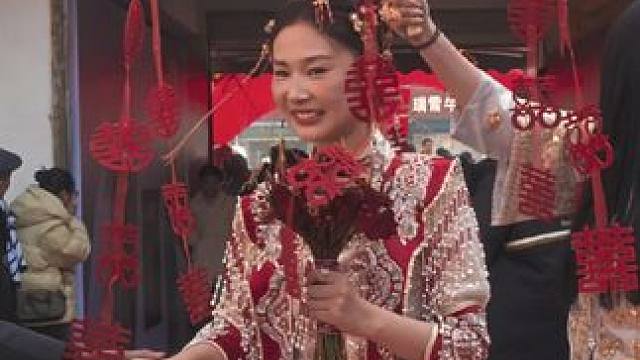 还是农村婚礼人多气氛好，每个人都在笑#婚礼 #农村婚礼 #纪实摄影 #婚礼那天 #婚礼跟拍