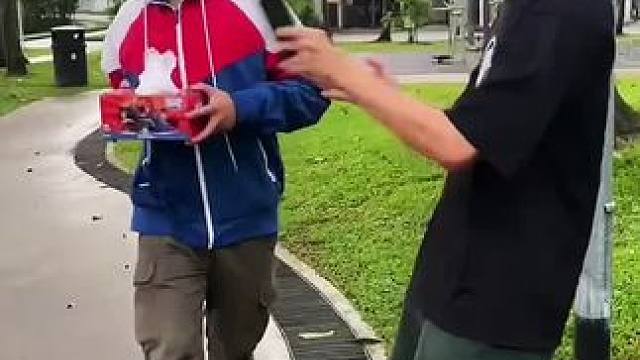 #看一遍笑一遍 #这操作都看傻了 #意想不到的结局 #万万没想到 #老外真会玩