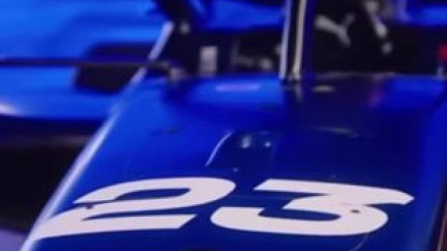 新年开新车，今年你当大哥！瓦片也有翻身日，哈斯逆袭！#赛车 #f1 #赛道 #方程式赛车