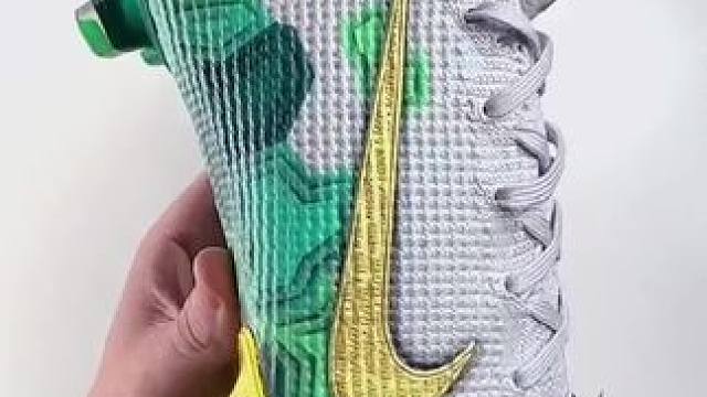 #唯有足球不可辜负 #dou来足球季 #足球鞋 #遇见足球 #好鞋推荐