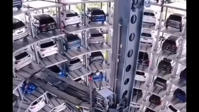 岛国高空式停车场