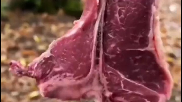 烹饪美味煎牛排