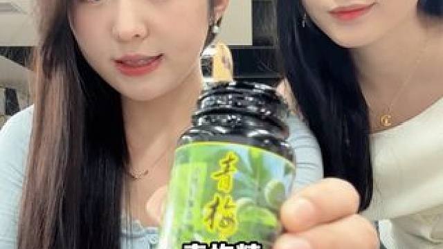 酥酥亲手喂的当然什么都吃#办公室日常 #00后职场日常 #职场 #奇葩同事 #欢乐办公室