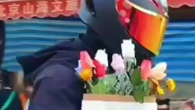 #机车摄影 #让骑行成为一种生活 @    .子韬 #摩托车回头率爆棚视频 #爱机车爱生活 #专业动