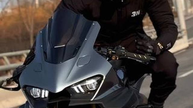 跟你同龄但不同频 #机车 #凯越450rr #带着影石骑摩托