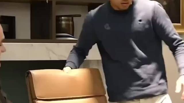 冷知识，哈兰德也22岁