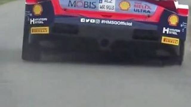 WRC赛前必备工作——暖胎#wrc拉力赛