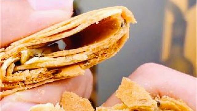 ✨凤凰卷，我zui甜美的童年回忆！#美食 #追剧小零食 #童年的回忆 #妈呀太香了 #凤凰卷