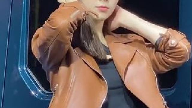 #车展模特 #模特美女 #舞蹈美女模特 #全网笑容最治愈女孩 #邻家女孩